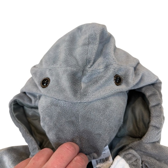 Baby Shark Halloween Costume Infant/Toddler 18-24 Months Target Plush Jumpsuit - Picture 6 of 9